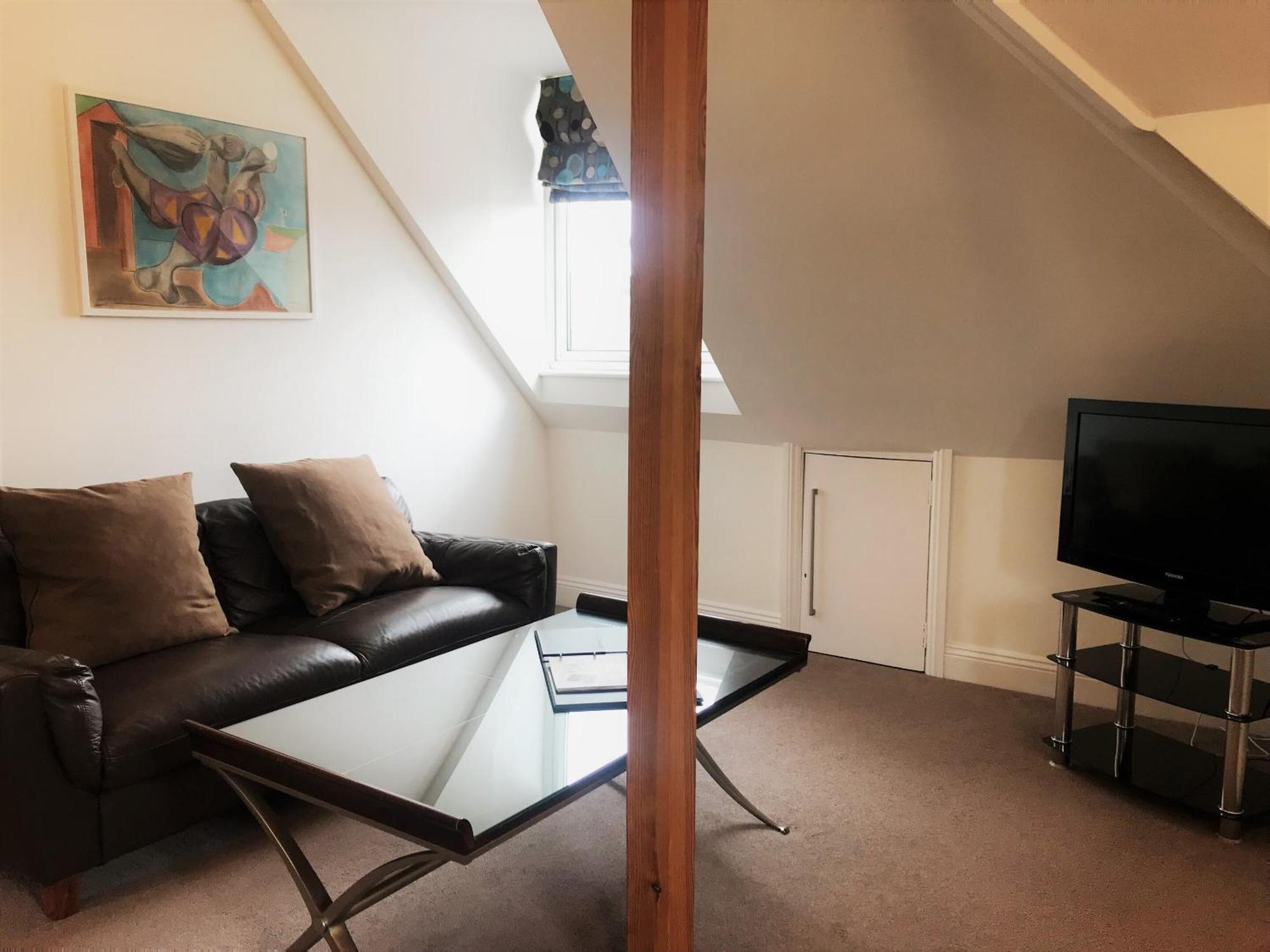 Alum Chine House 3*
